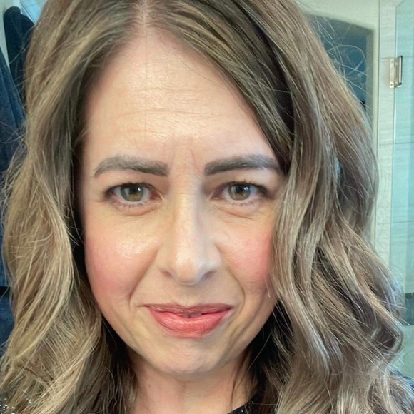 Meet your Posher, Wendy - Picture 1 of 1